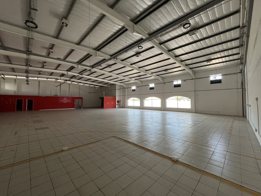 To Let commercial Property for Rent in Sanddrift Western Cape